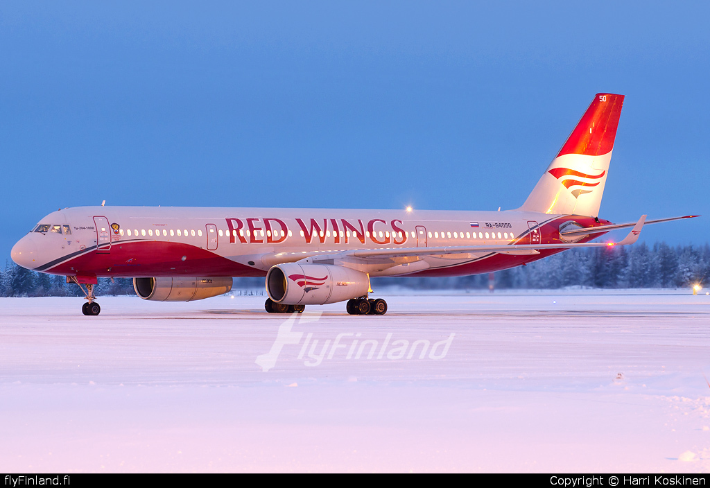 Самолет wings купить. Ту-204 ред Вингс. Ред Вингс самолеты. Tupolev tu-204-100 Red Wings. Ил-96 ред Вингс.