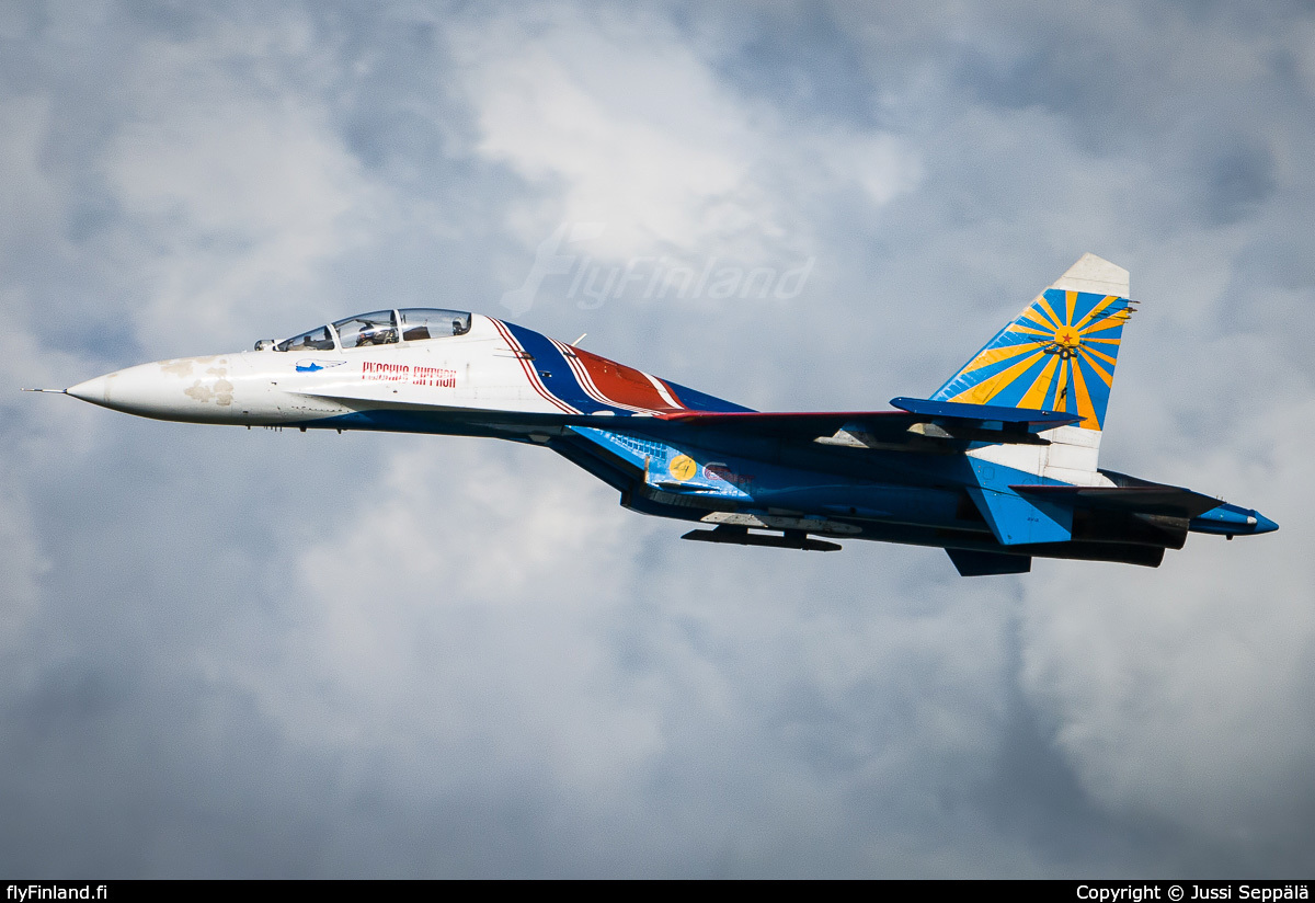 25 BLUE - Sukhoi Su-27UB - Air Force - Russia (20.06.2008) - FlyFinland.fi