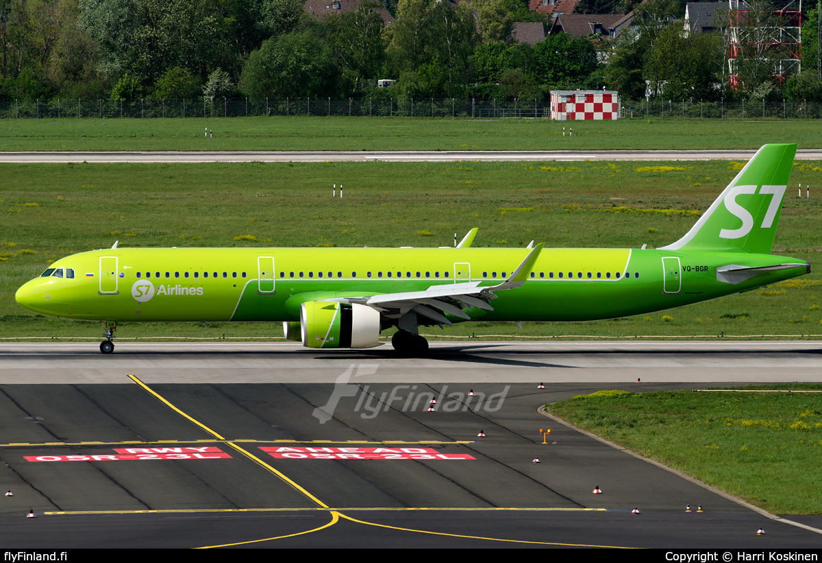 2s 7.4 v. A321neo s7. Airbus a321neo s7 Airlines. А321 Нео s7. Аэробус а321 Нео s7.