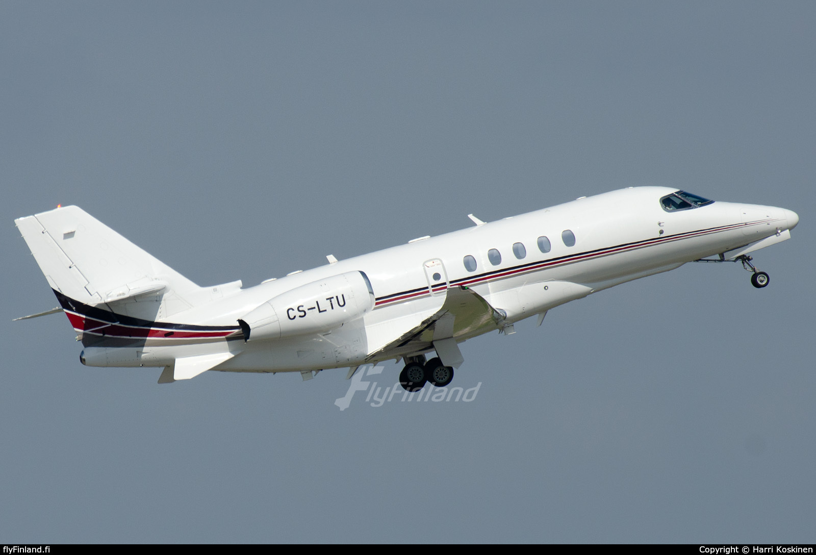 Click photo to fit it into the screen 56615