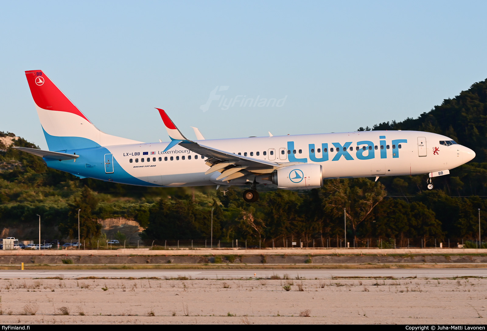 58930