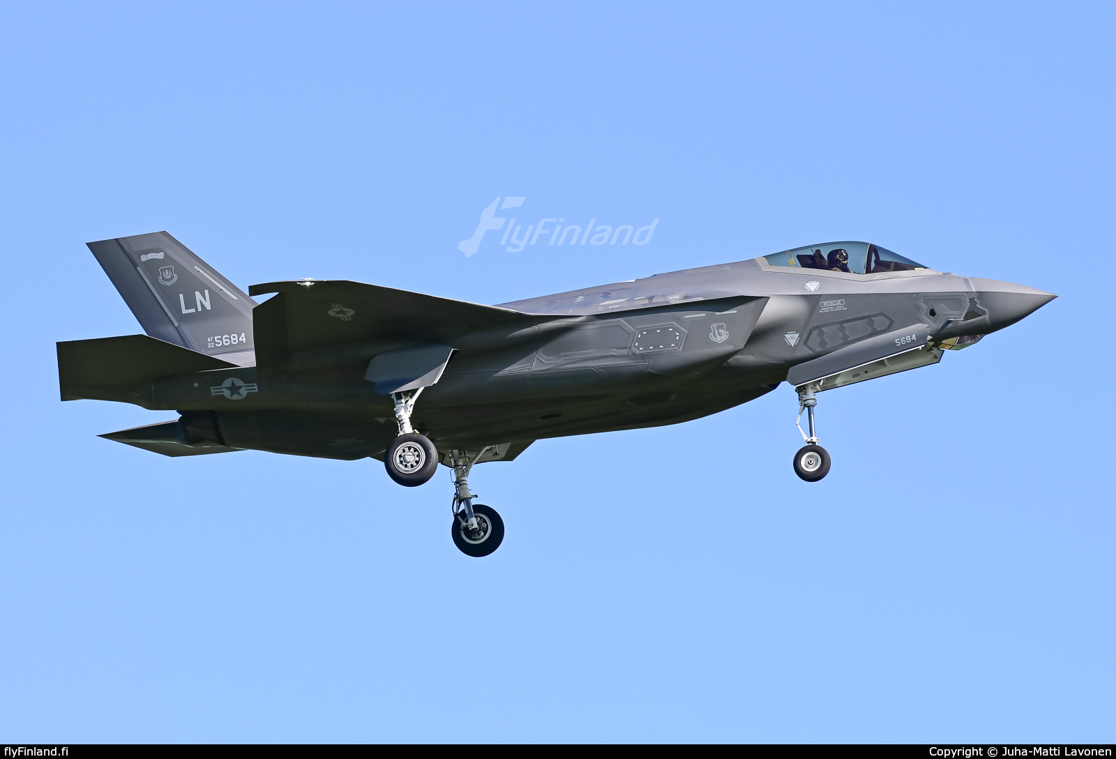 22-5684