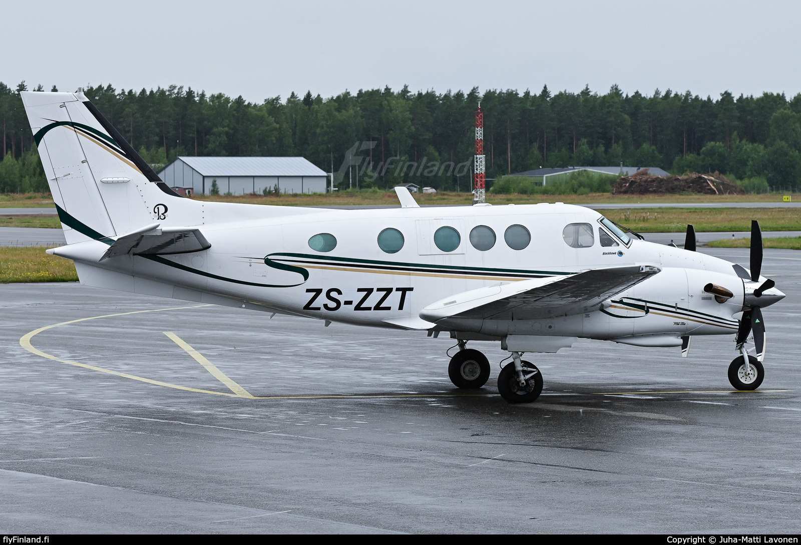 ZS-ZZT